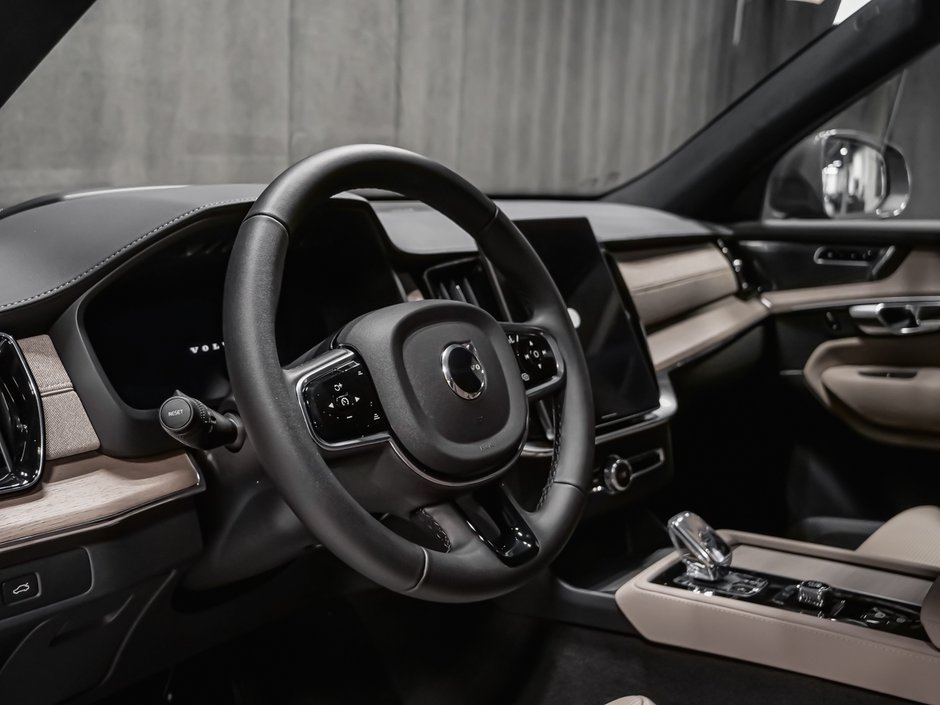 Volvo XC90 Ultra 6-Seater (Bright Theme) 2027-7