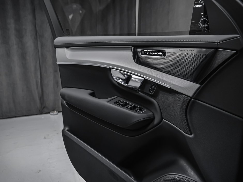 2027 Volvo XC90 Ultra Black Edition 7-Seater-8