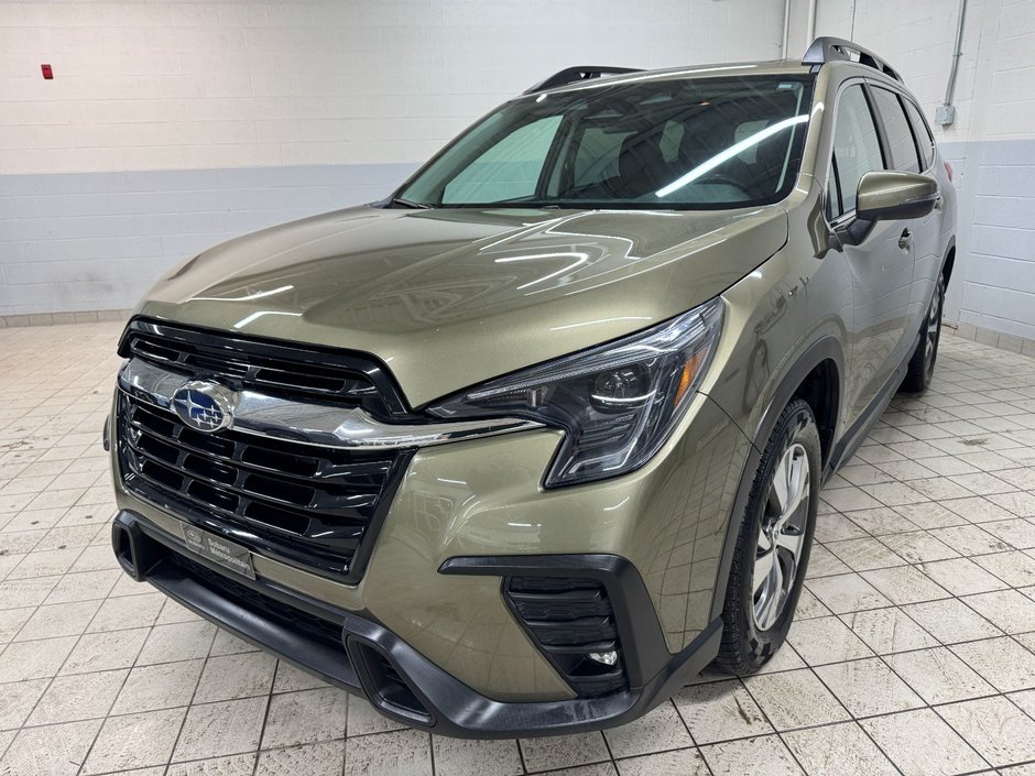 2023 Subaru Ascent TOURING, TOIT PANO, 7 PASS, CARPLAY, BANCS CHAUFFF in Charlemagne, Quebec