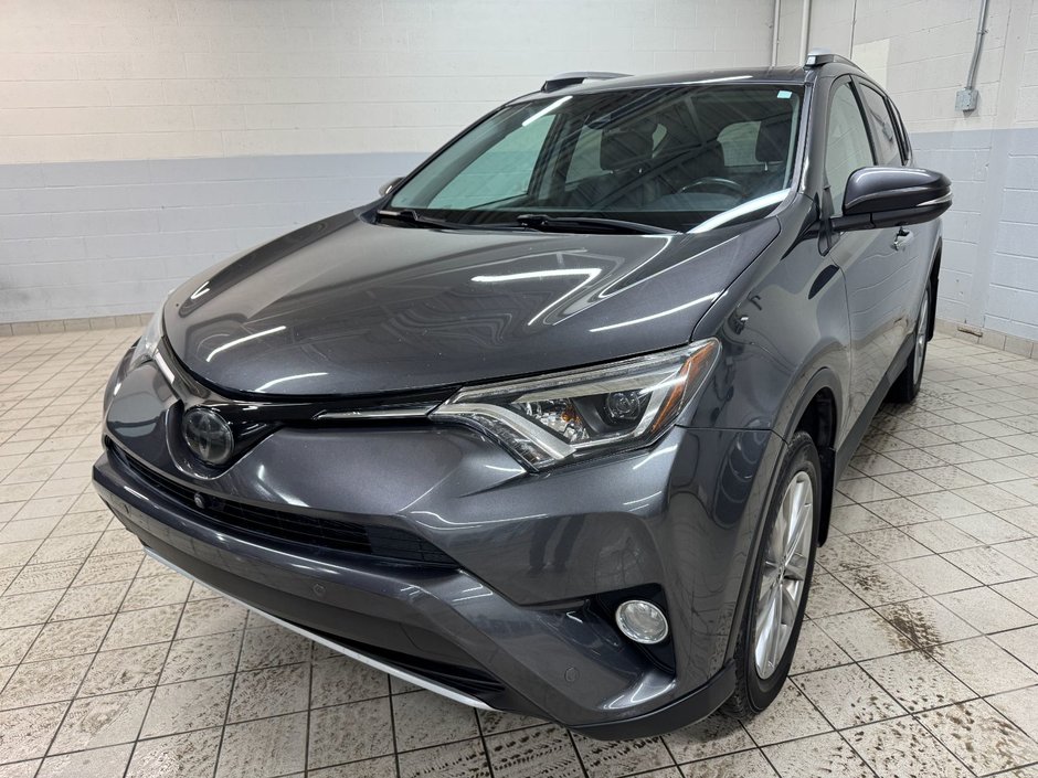 Toyota RAV4 LIMITED, TOIT, CUIR, BANCS CHAUFF, CAM, 1 PROP 2016 à Charlemagne, Québec