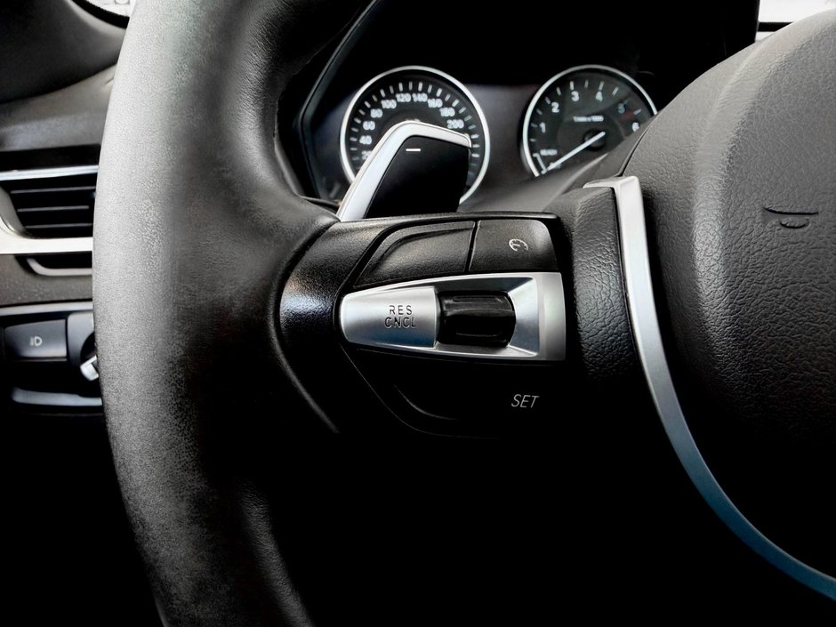 BMW X1 xDrive28i 2017-26