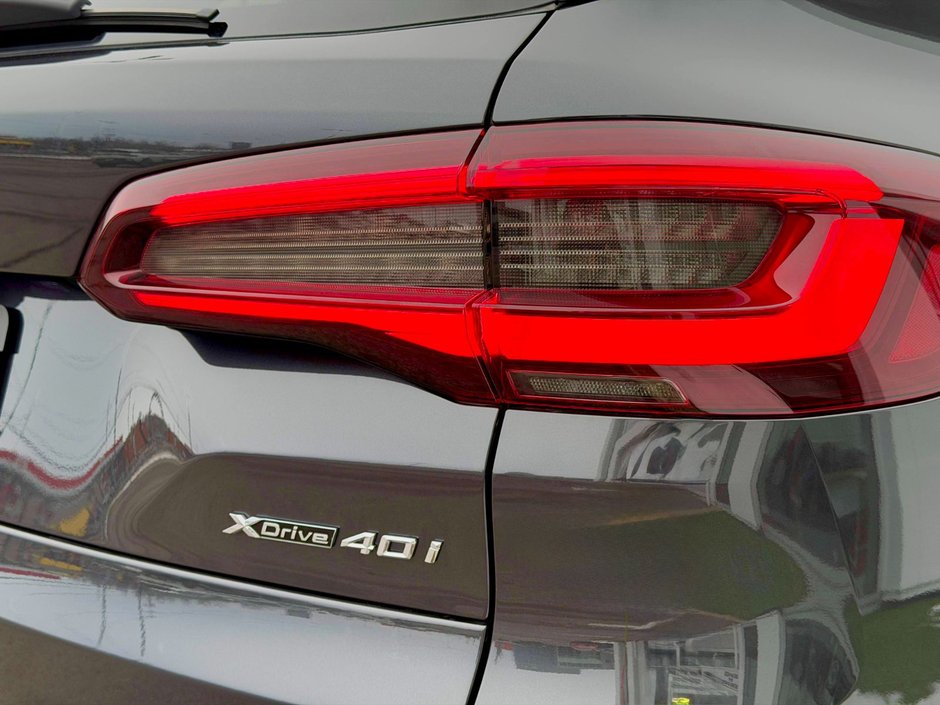 2022 BMW X5 xDrive40i-9