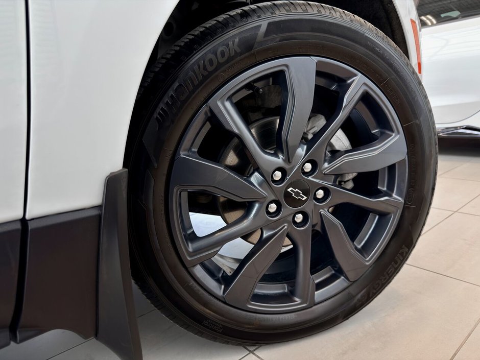2024 Chevrolet Equinox RS 4 portes AWD-12