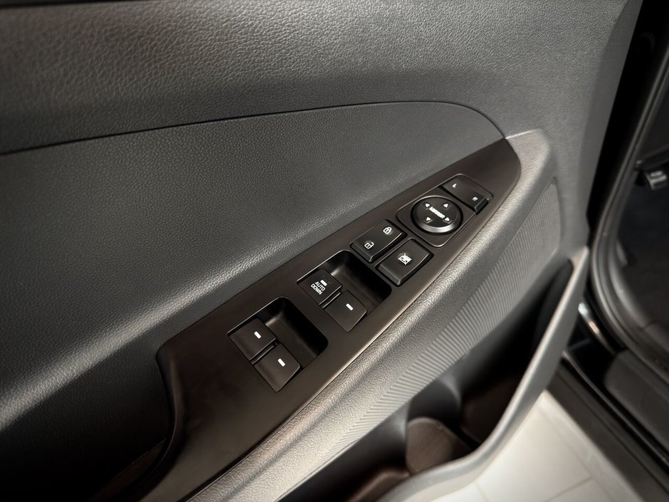 Hyundai Tucson Essential TI 2020-28