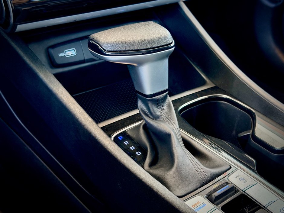 2022 Hyundai Tucson Essential-25