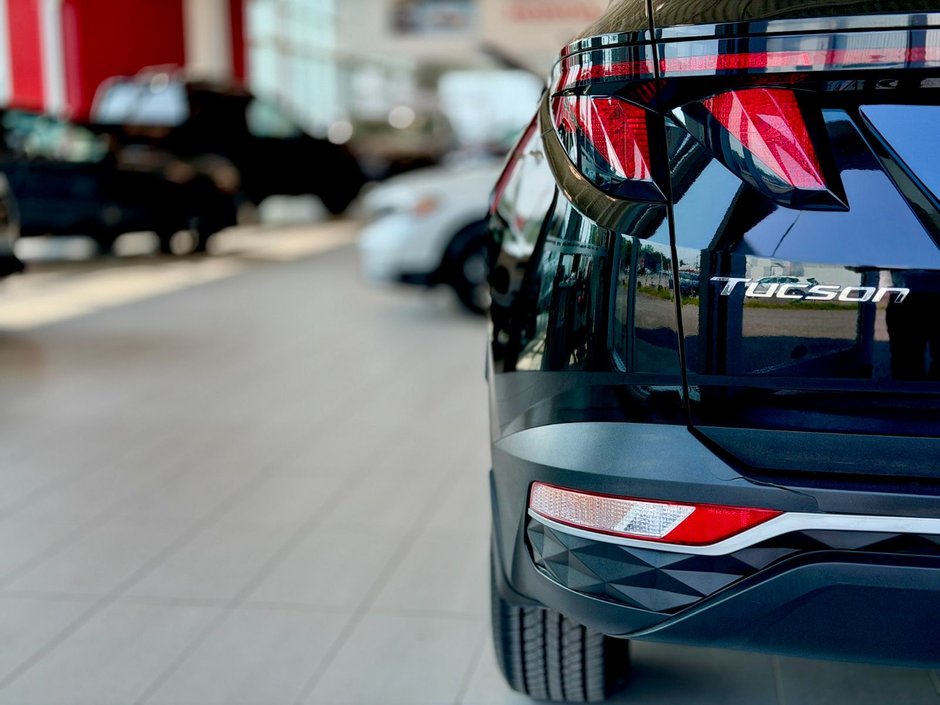 2022 Hyundai Tucson Essential-11