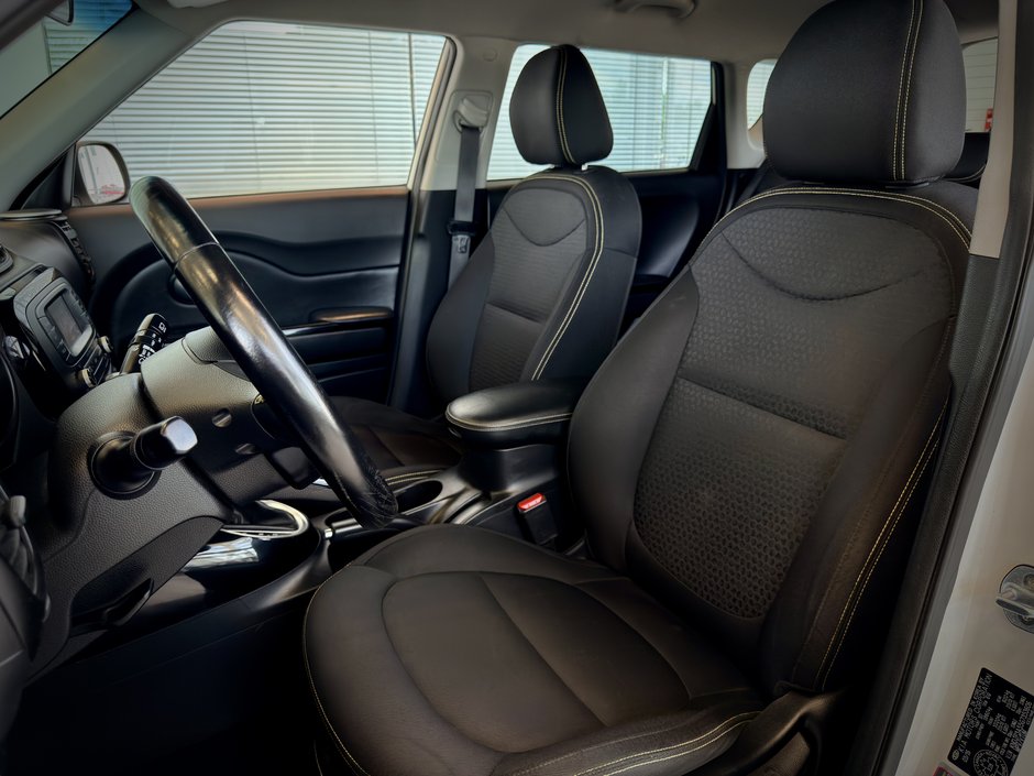 2016 Kia Soul EX-13