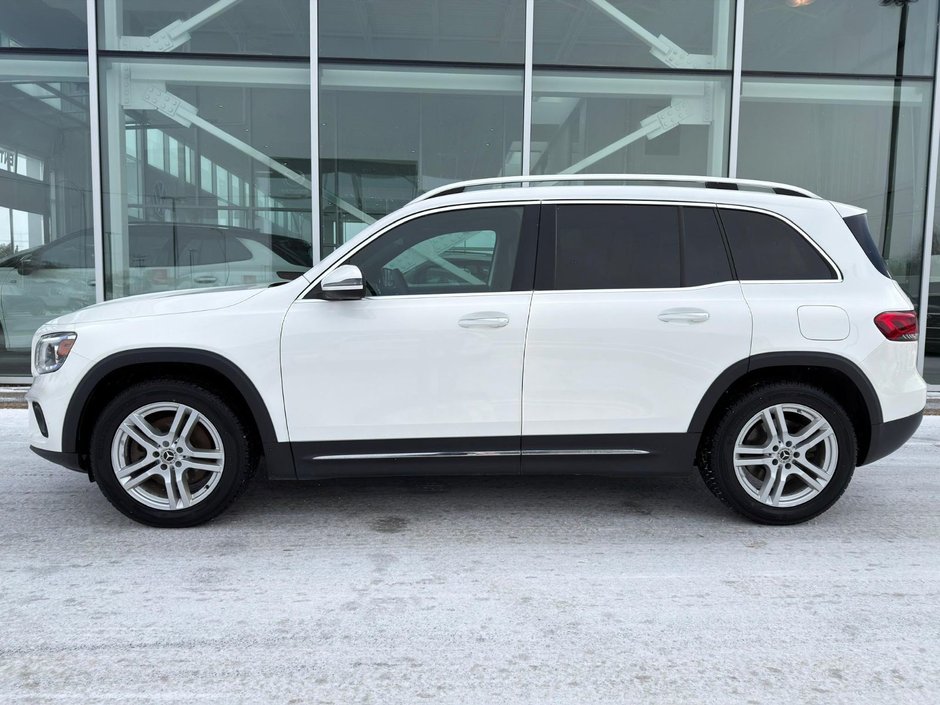 Mercedes-Benz GLB 250 2021-8