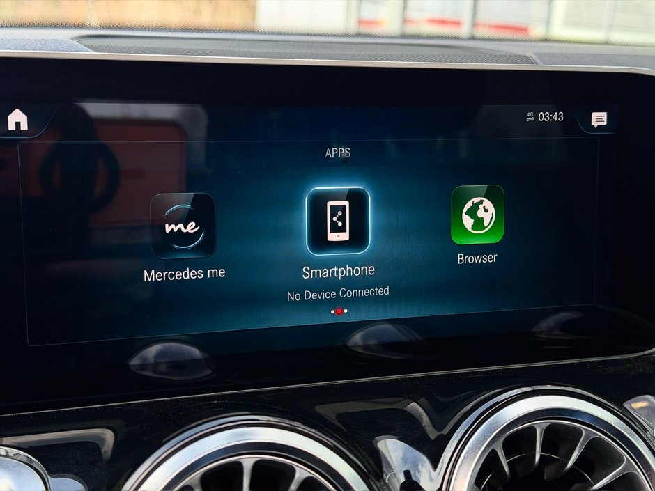 Mercedes-Benz GLB 250 2021-27