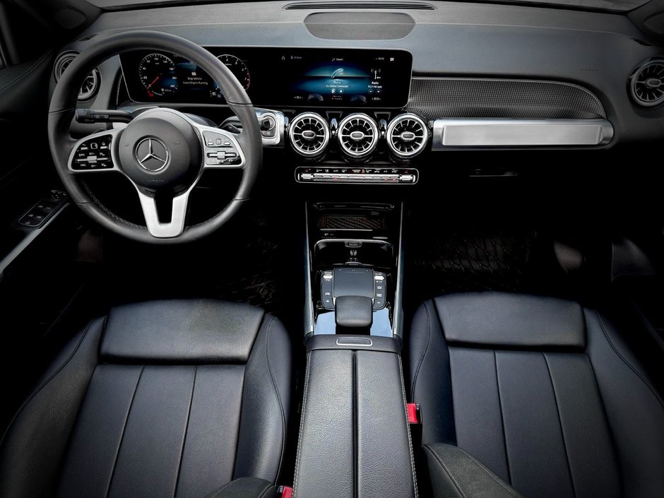 Mercedes-Benz GLB 250 2021-24