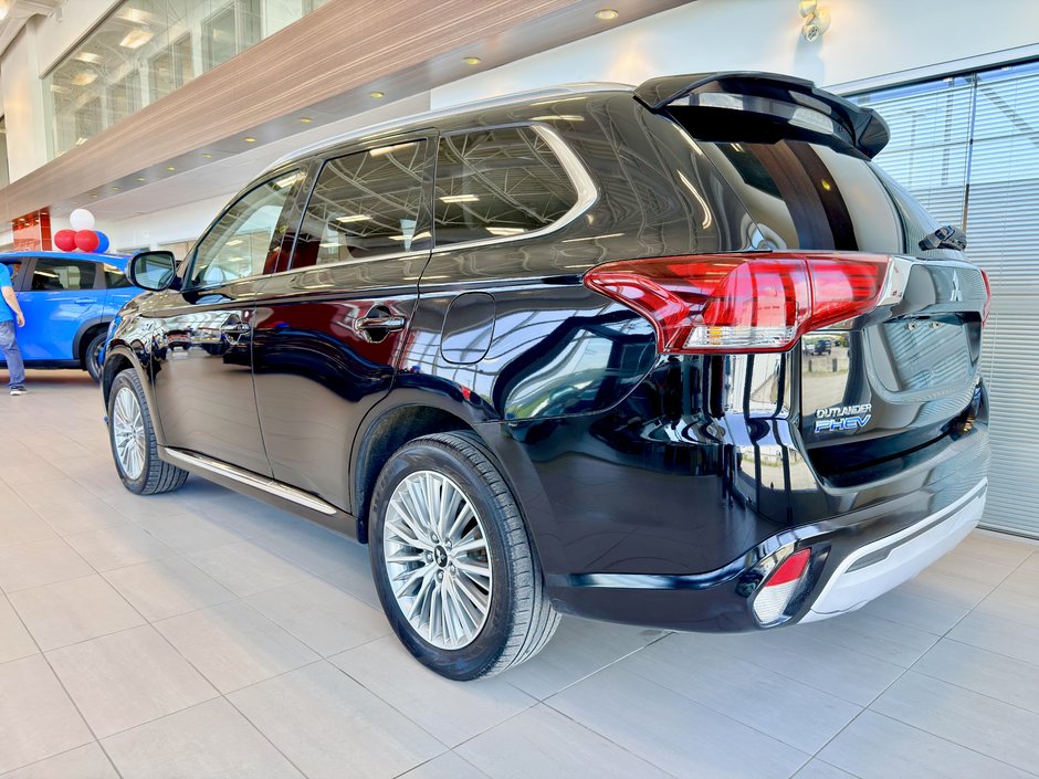 2020 Mitsubishi Outlander PHEV SE-AWD-9