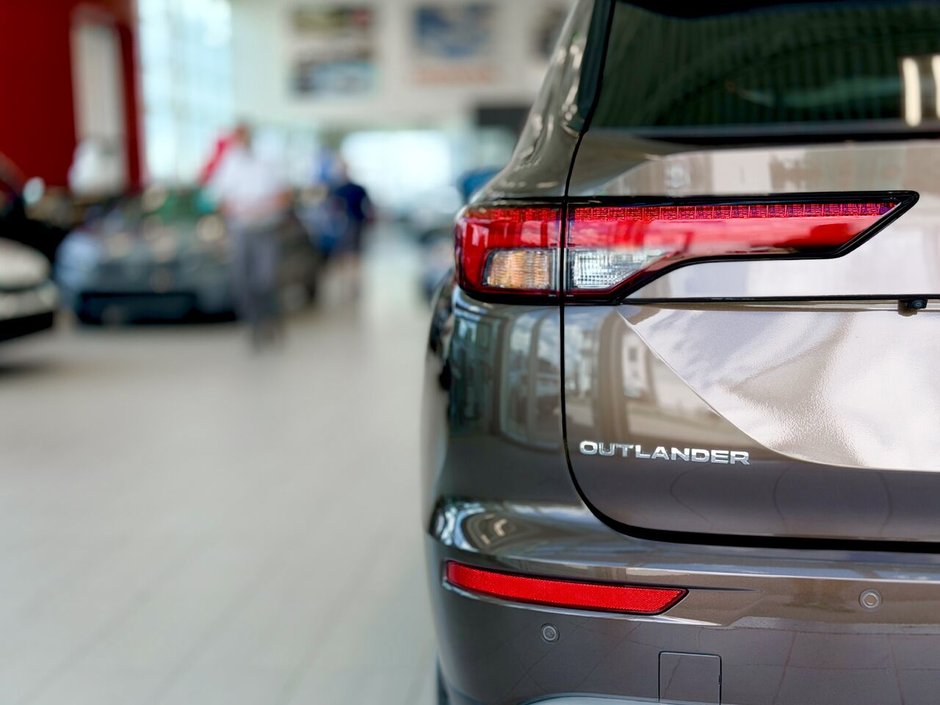 Mitsubishi Outlander SE S-AWC 2024-9