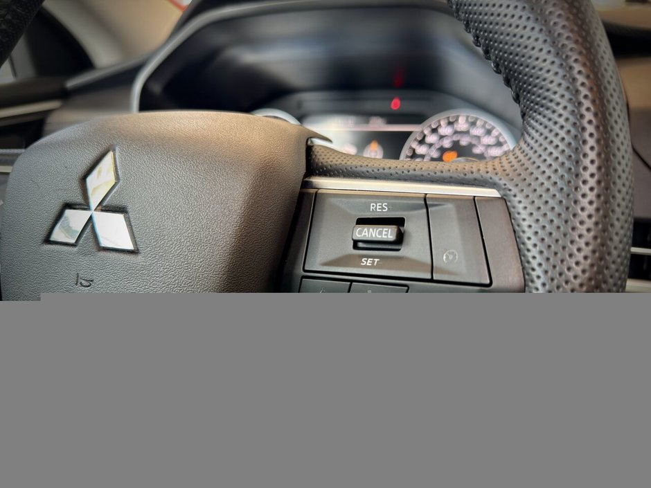 Mitsubishi Outlander SE S-AWC 2024-20