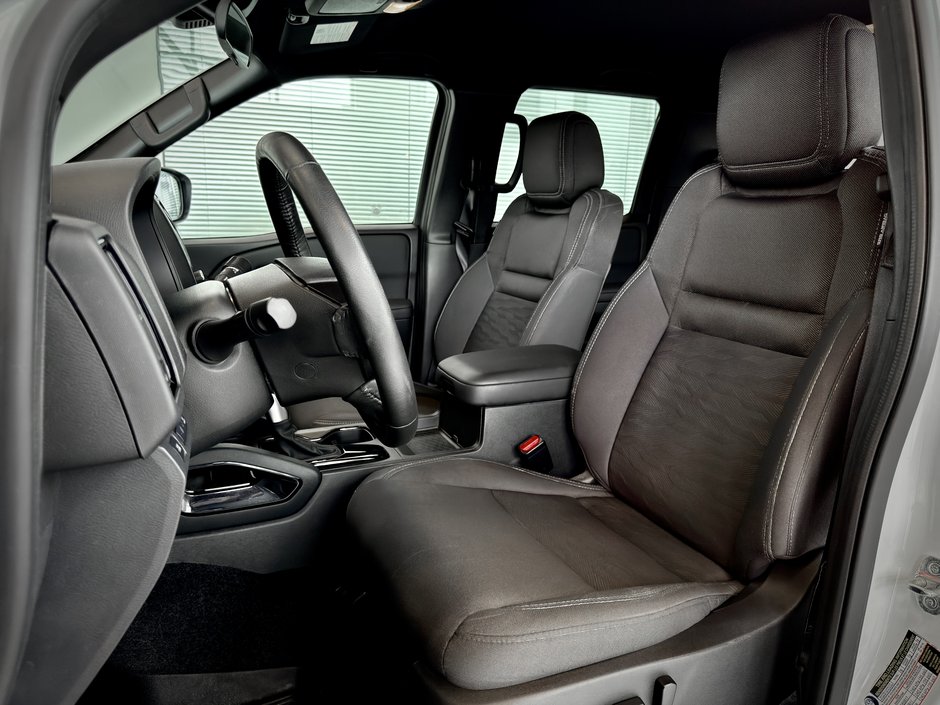Nissan Frontier SV 2023-19