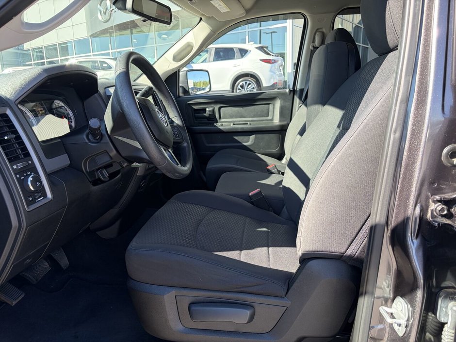 2019 Ram 1500 Classic Express Quad Cab 4x4 caisse de 6 pi 4 po-2