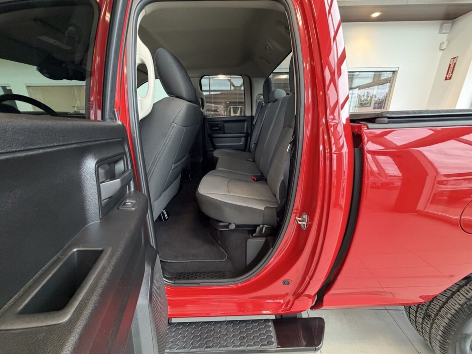 Ram 1500 Classic Express Quad Cab 4x4 caisse de 6 pi 4 po 2021-8