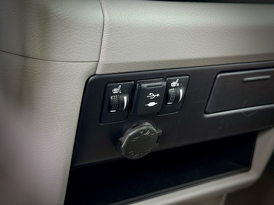 2020 Toyota Sienna LE Traction Avant-28