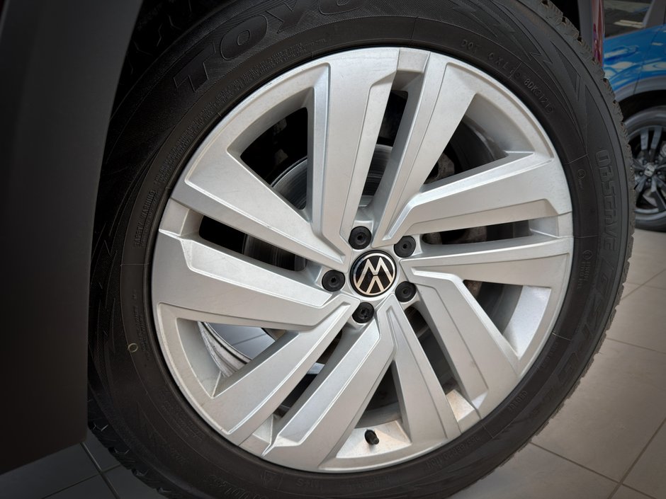 2021 Volkswagen Atlas Cross Sport Highline-16