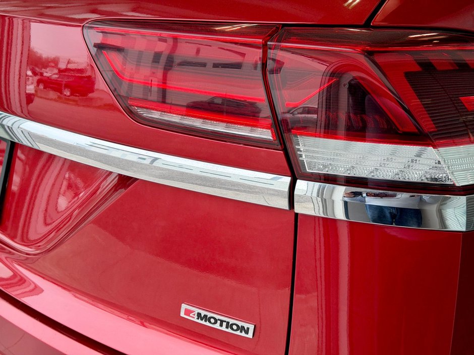 2021 Volkswagen Atlas Cross Sport Highline-13