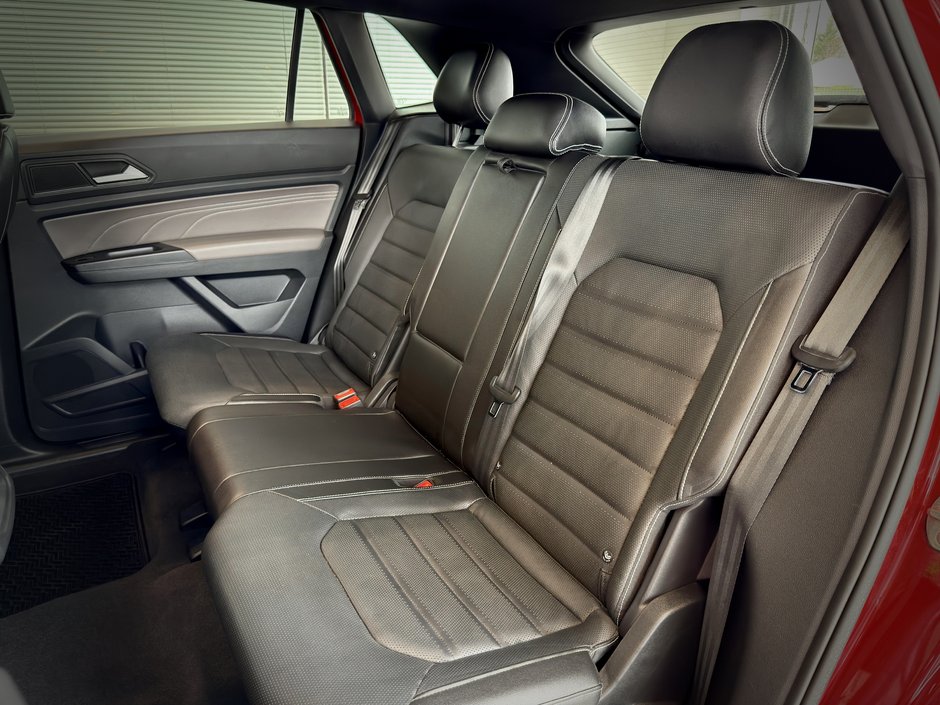 2021 Volkswagen Atlas Cross Sport Highline-19