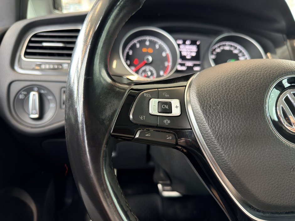 2019 Volkswagen Golf Alltrack-26