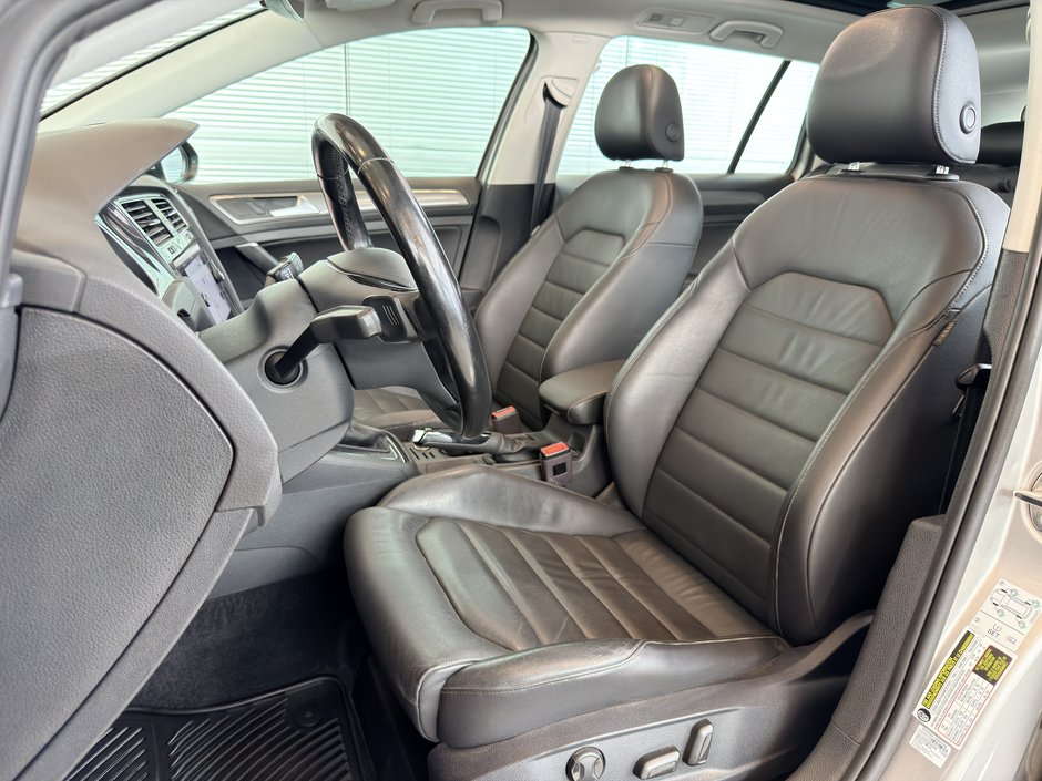 2019 Volkswagen Golf Alltrack-18