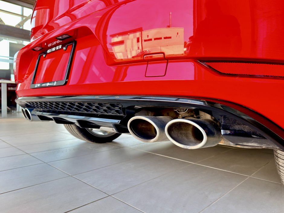2019 Volkswagen Golf R-11