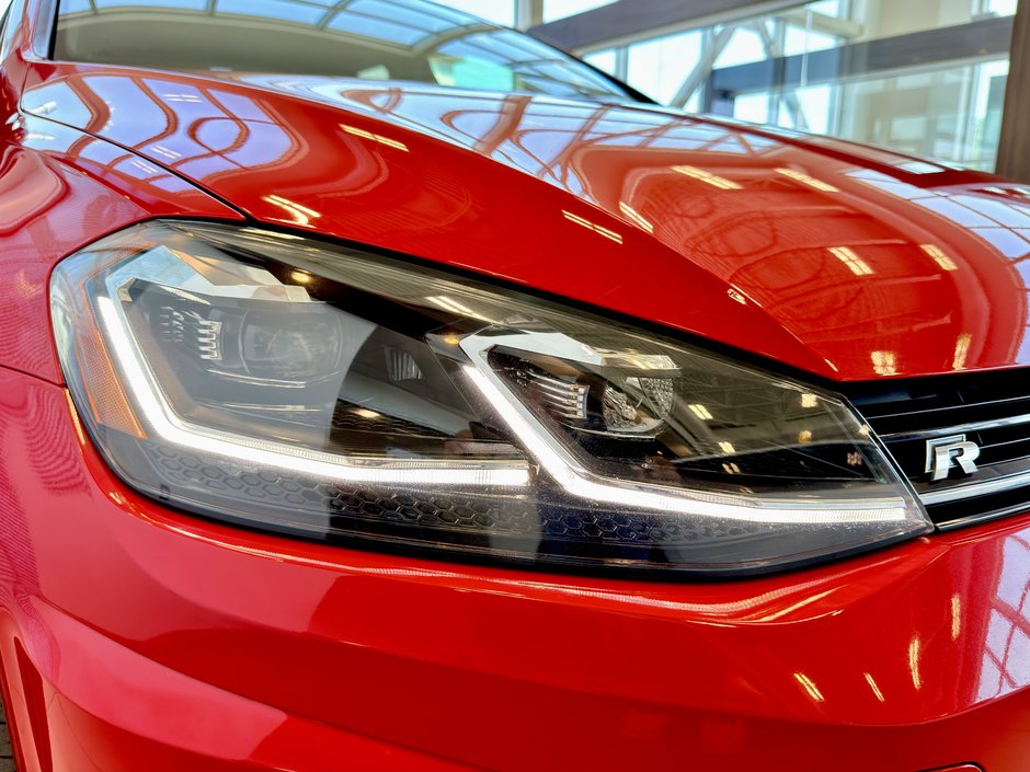 2019 Volkswagen Golf R-14