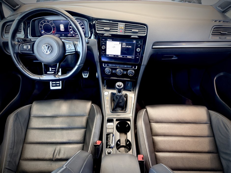 2019 Volkswagen Golf R-17