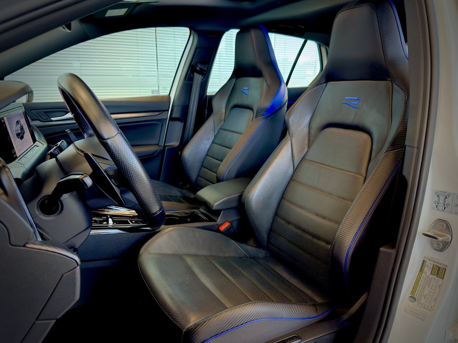 2023 Volkswagen Golf R 20th Anniversary-18