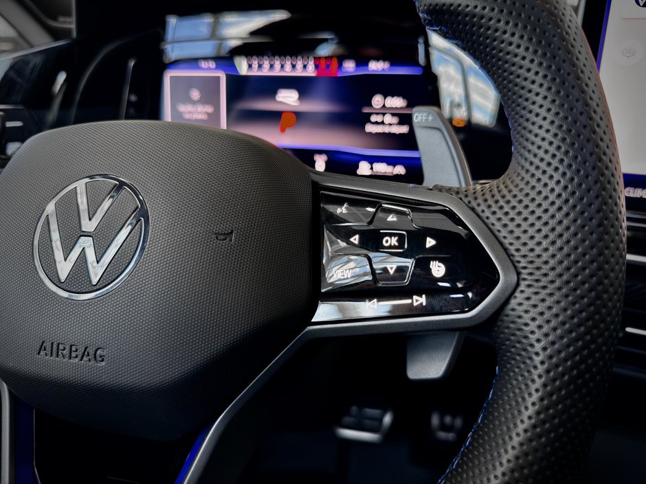 2026 Volkswagen Golf R Black Edition-26