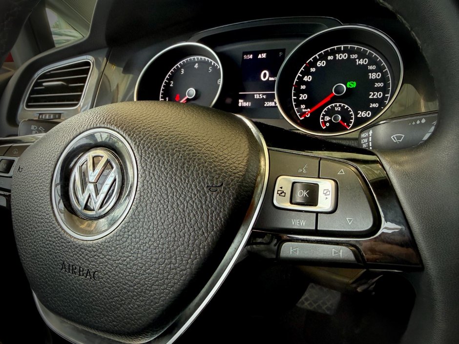 2021 Volkswagen Golf COMFORTLINE-22