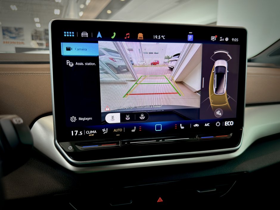 2025 Volkswagen ID.4 Pro-27