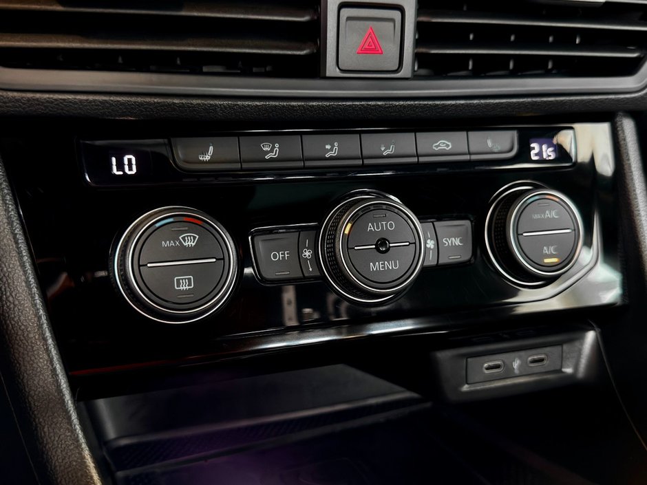 Volkswagen Jetta GLI  2022-23