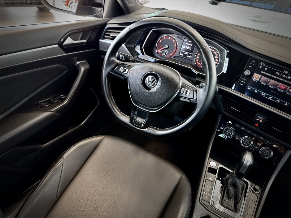 2021 Volkswagen Jetta Highline-19