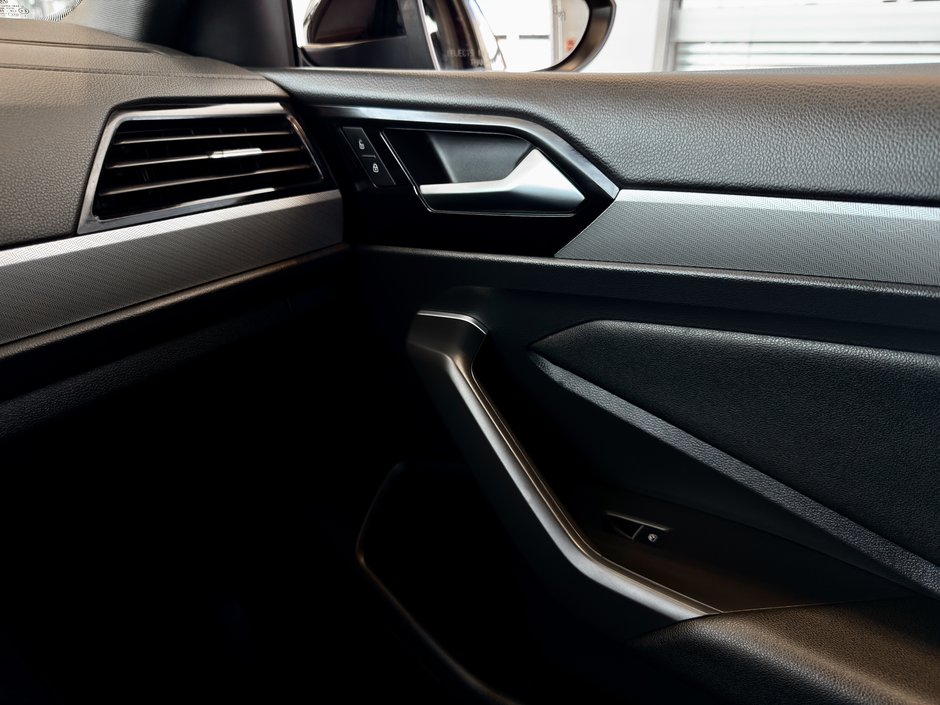 2021 Volkswagen Jetta Highline-30