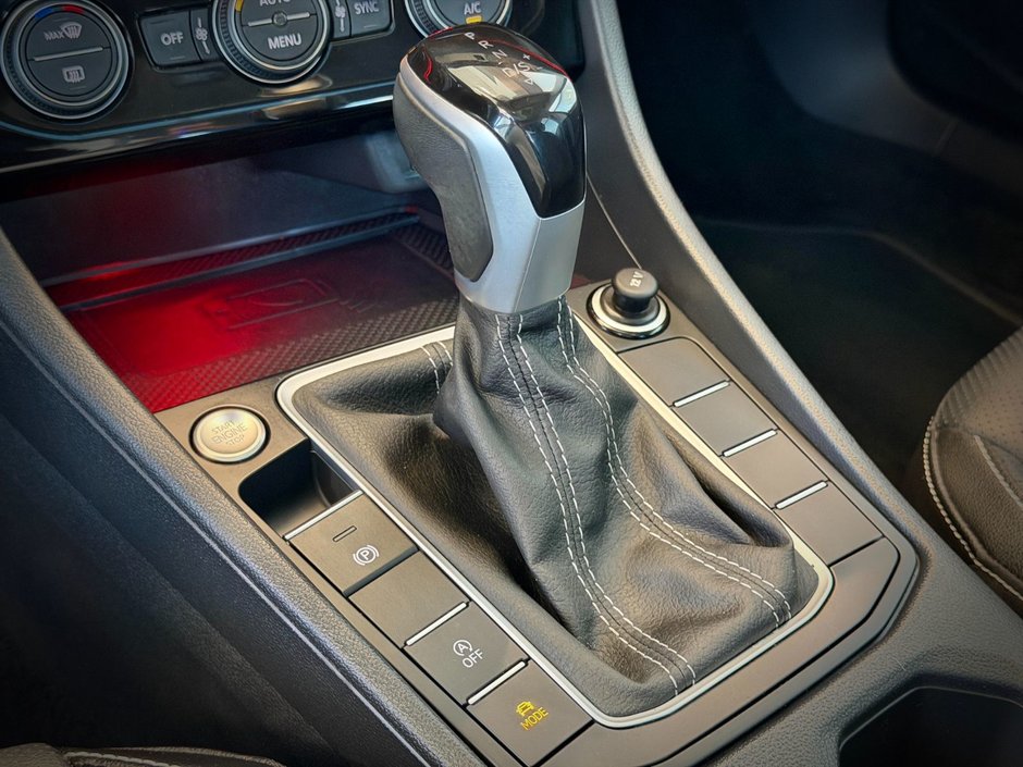 Volkswagen Jetta Highline 2024-21