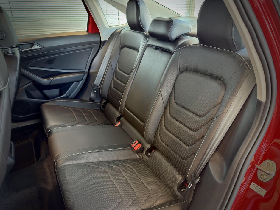 Volkswagen Jetta Highline 2024-15