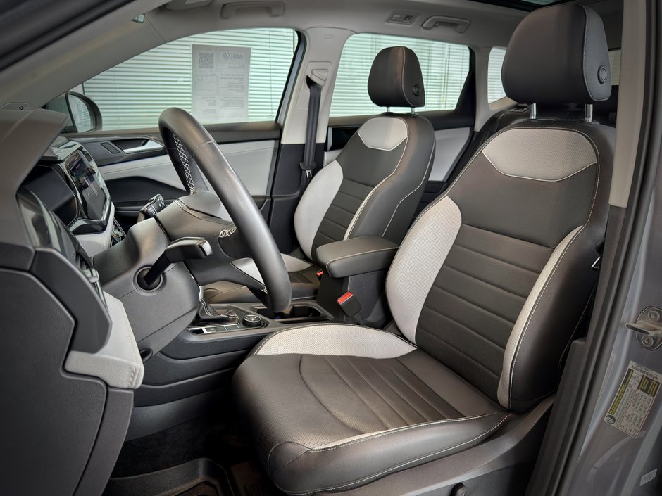 2023 Volkswagen Taos Highline-14