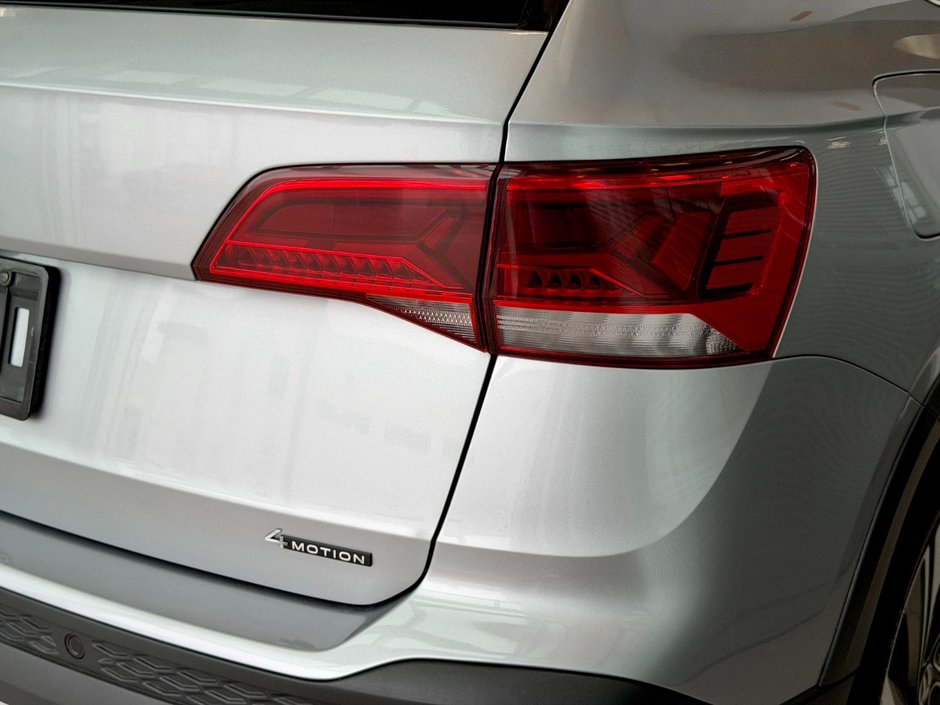 2023 Volkswagen Taos Highline-9
