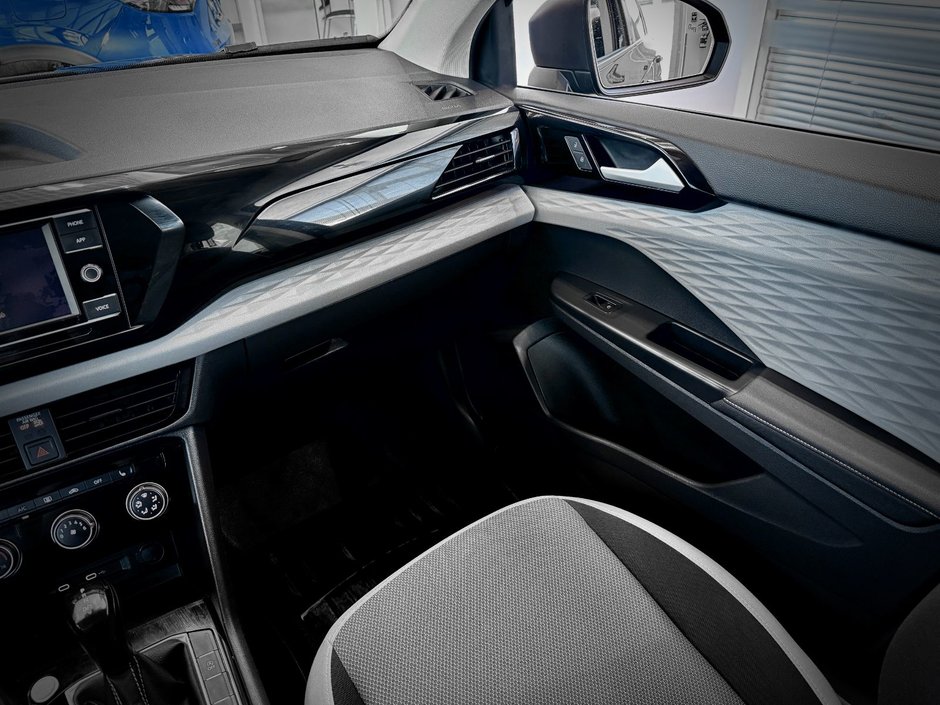 2024 Volkswagen Taos Trendline-21