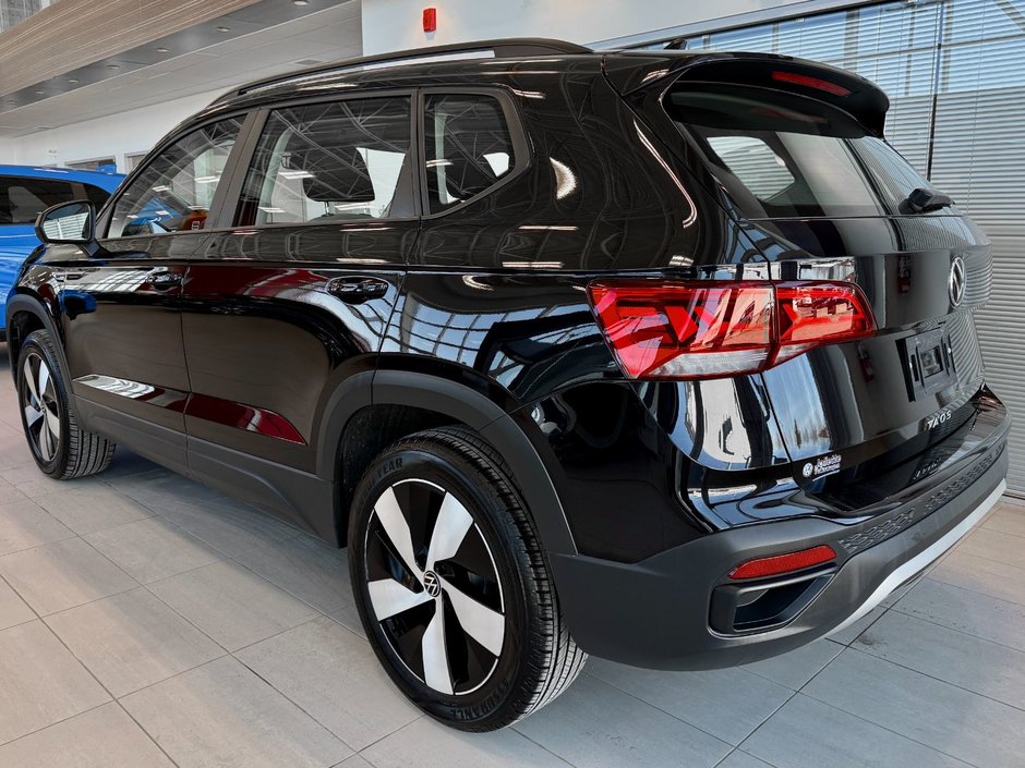 2024 Volkswagen Taos Trendline-11