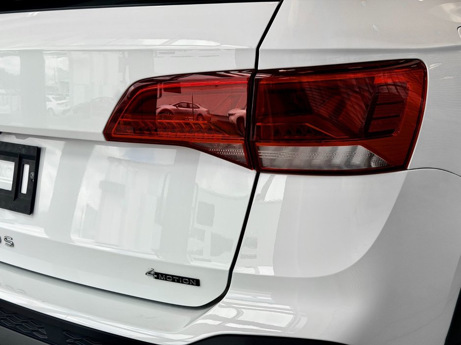Volkswagen Taos Trendline 2024-12