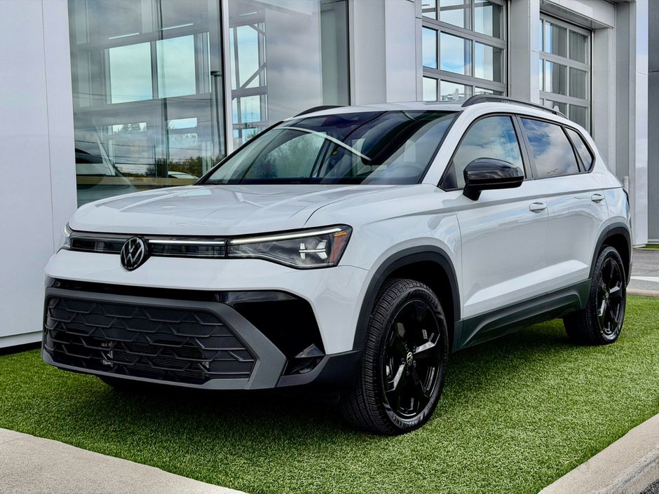 2025 Volkswagen Taos Comfortline Black Edition-1