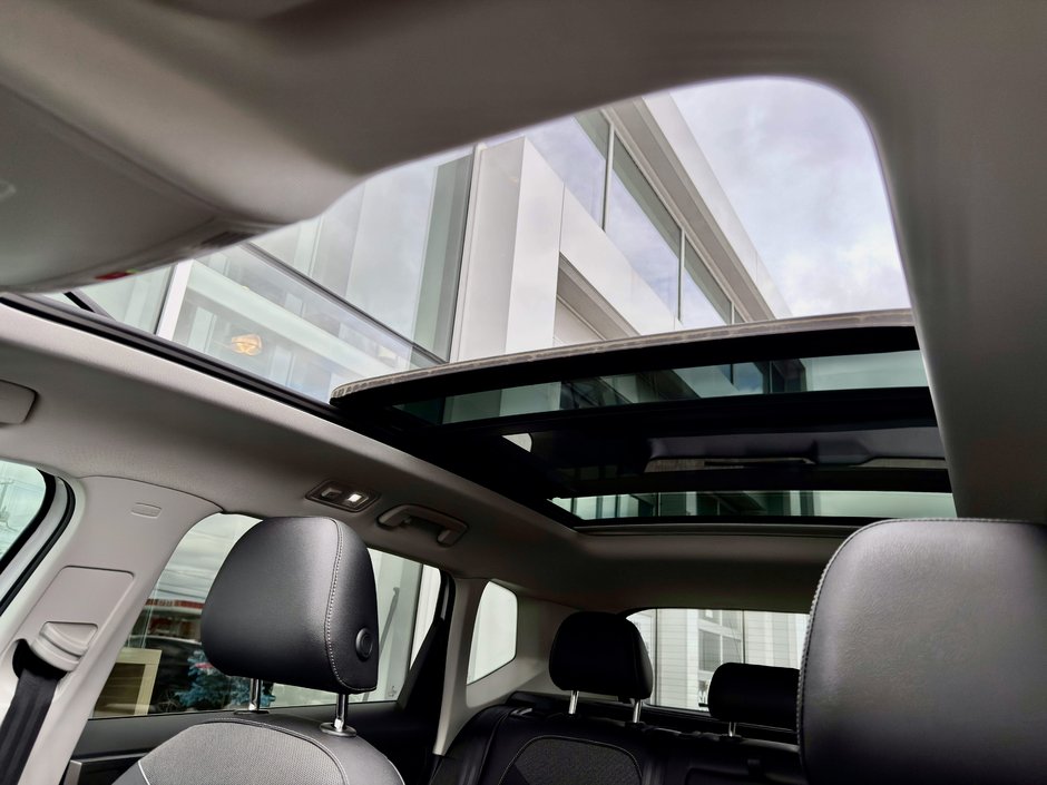 2025 Volkswagen Taos Comfortline Black Edition-14