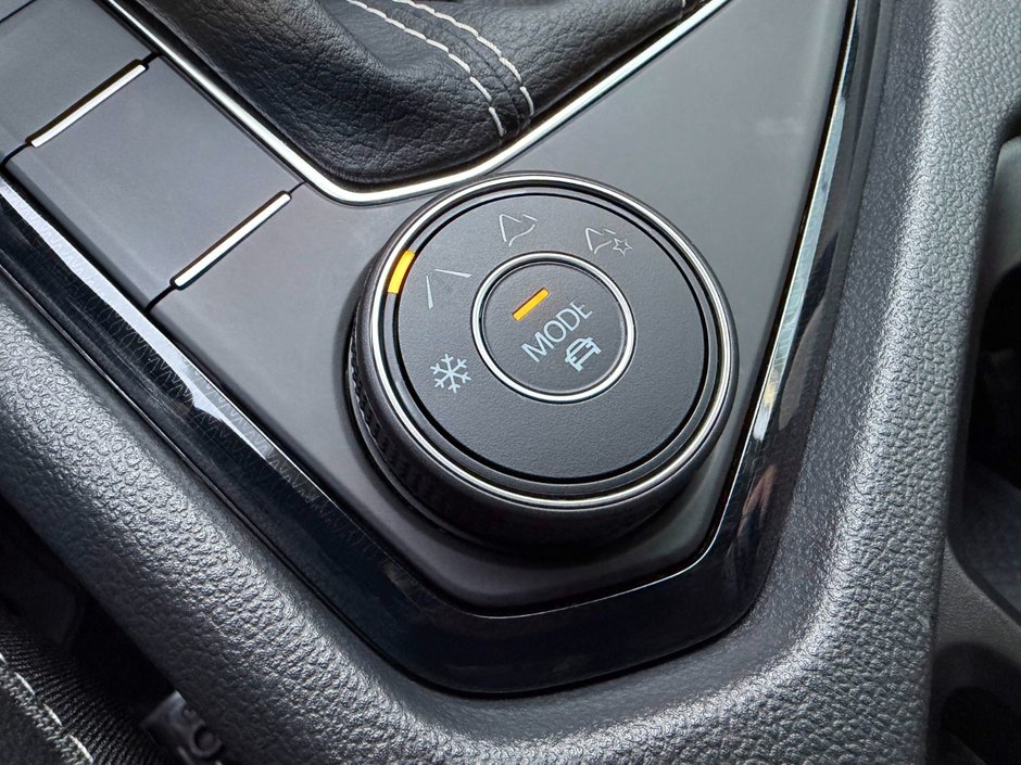 Volkswagen Taos Highline 2025-27