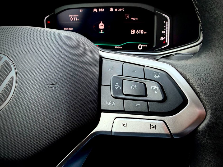 2025 Volkswagen Taos Comfortline Black Edition-20