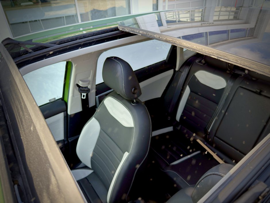 2025 Volkswagen Taos Highline-5
