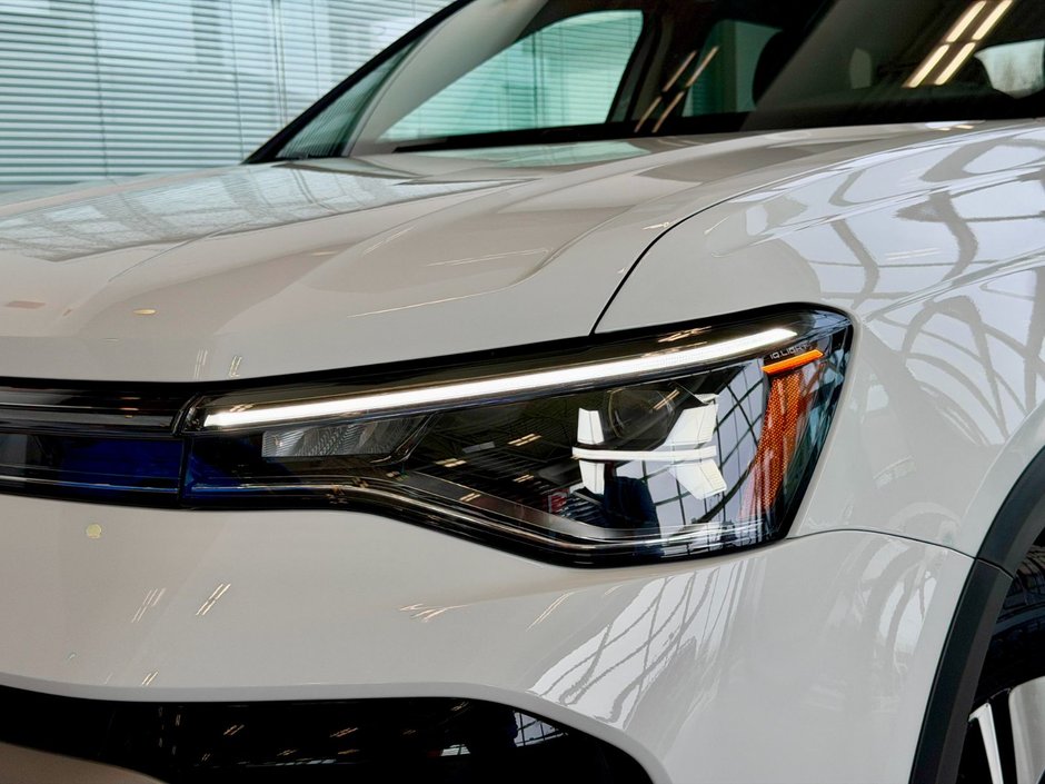 2025 Volkswagen Taos Highline-4