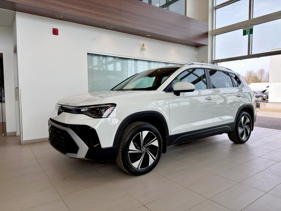 2025 Volkswagen Taos Highline-34